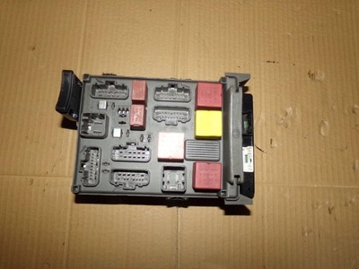 Модуль uch 8200315963 espace iv 2.2 dci фото №1