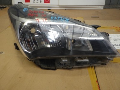 Лампа правая перед yaris iii 3 фото №1