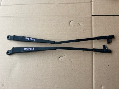 Рычаг дворники левая правое renault modus 2004-2008 8200360824 823 фото №1