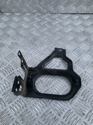 Кронштейн кронштейн компьютер suzuki vitara ii 15- фото №1