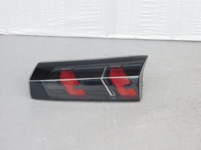 Peugeot 2008 ii led 19- лампа права задня w кришка фото №1