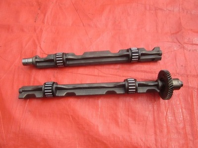 Jaguar f-pace x761 2.0d 2017 вал валы балансировочные фото №1