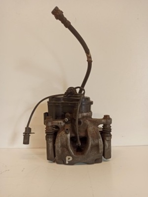 Суппорт тормозной правый задняя audi a5 8w 8w0615406aa фото №1