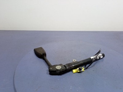 Opel astra j замок поперечина безопасности правый  перед 13367542 фото №1