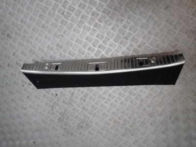 Mercedes benz s w222 накладка поперечина заднего замка фото №1