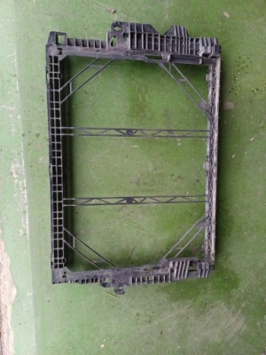 Рамка радіатор volvo s90 s60 xc60 xc90 фото №1