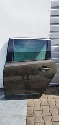 Peugeot 3008 двері лівий задня фото №1