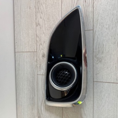 Решётка решётка радиатора бампера передний левая hyundai ix35 86585-2y000 фото №1