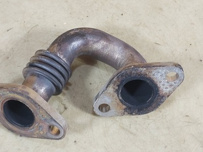 Touran i 2.0 tdi трубка шланг egr 03g131521am фото №1