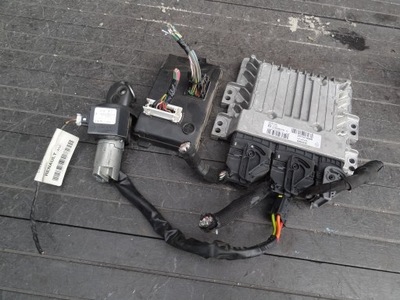 Dacia duster 2011 1,5 dci бортовой компьютер набор 237101496r оригинал фото №1