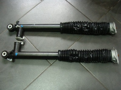 Амортизатор задняя правый активный civic x 1.5 фото №1