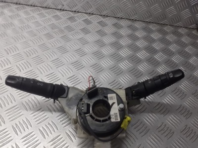 Подрулевой переключатель света nissan micra k12 25560-ax702 фото №1