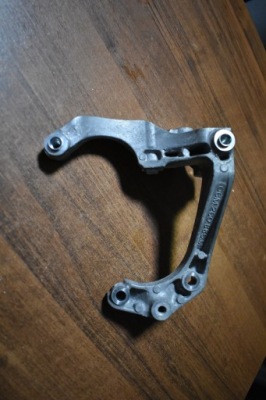 Idealna кронштейн кронштейн двигуна porsche panamera 971 1 фото №1