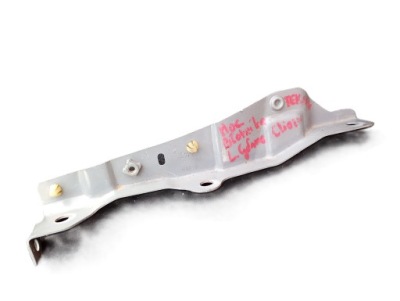 Кронштейн кронштейн крила лівий перед renault clio iv оригінальний номер 641351725r фото №1