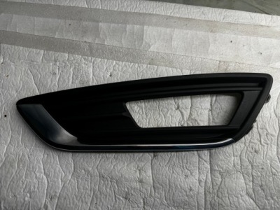 Ford focus mk3 рестайлинг  левая решётка бампера фото №1