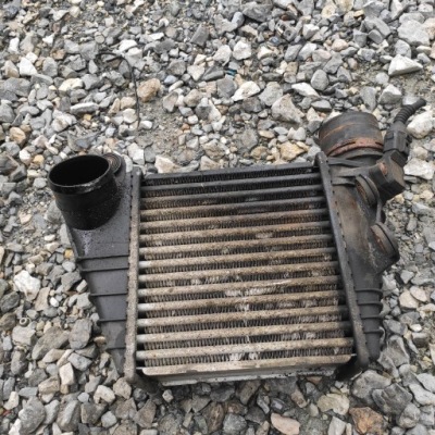 Интеркулер asv vw golf 4 octavia leon 038906051b фото №1