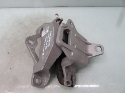 Mazda 3 bp iv 2.0 19r кронштейн подушка коробки передач фото №1