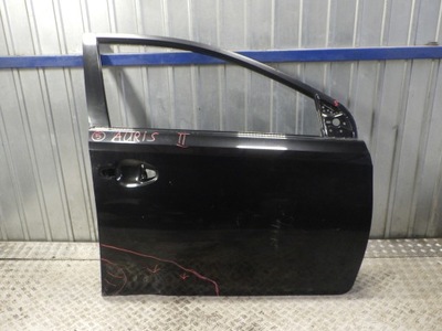 Двері toyota auris ii- праве перед передні фото №1
