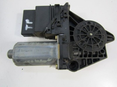 Vw passat b5 fl моторчик скло задня правий bosch фото №1