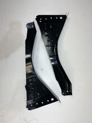 Кронштейн лонжерон внутренняя правая левая tesla model y 1487642-00- b новая фото №1