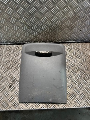 Iveco daily 2014r бардачок середній центральний 5801258606 фото №1