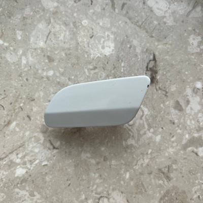 Vw transporter t9 16-19 заглушка распылителя левая фото №1