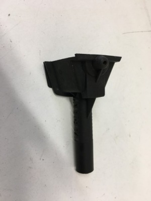 Направляющая трубка кронштейн горловины  топливной  3c9810899 vw passat b6 универсал фото №1