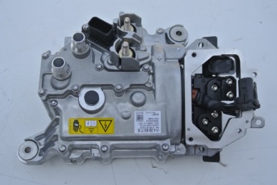 Mercedes генератор стартер a2569001700 фото №1
