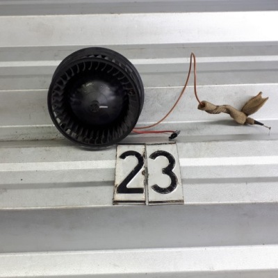 Seat ibiza вентилятор обдув 6n1819021 фото №1