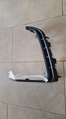 Молдинг лампи задня trx 2021 2024 права фото №1