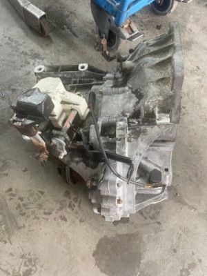 Ford focus 1.8 tdci коробка передач механическая xs4r7f097 фото №1