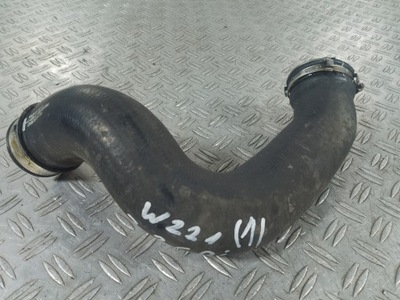 Mercedes s w221 06- труба wąż интеркулер 3.2 a2215281082 фото №1