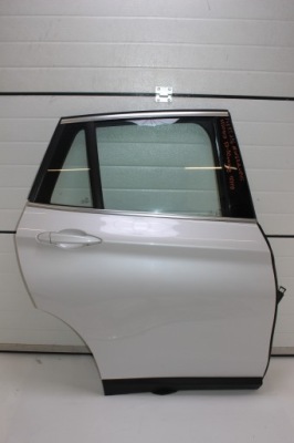 Дверь правый задняя bmw x1 f48 a96 mineral weiss фото №1