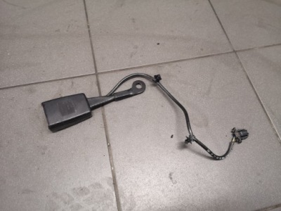 Клипса поперечина безопасности audi a8 d3 4e0857755 фото №1