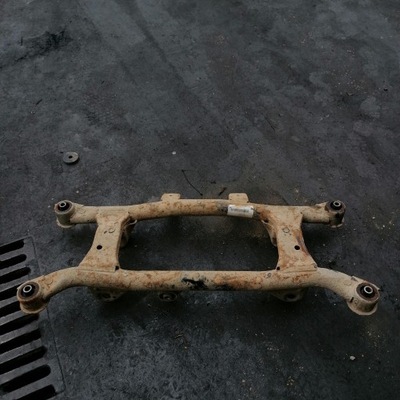 Kia sportage ii 2.0b балка подвеска подрамник задняя фото №1