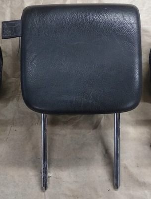 Підголівник задній середній ii ряд volvo xc90 фото №1