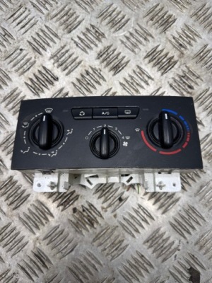 Панель повітровід scudo ii jumpy ii expert ii 140015338a фото №1