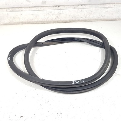 Прокладка дверь левый задняя peugeot 208 фото №1