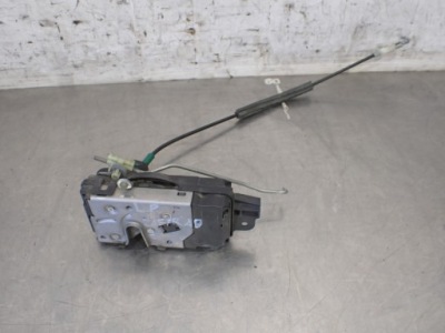 Замок левый перед дверь opel zafira b 1.9 фото №1