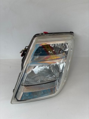 Citroen c2 968012830 лампа перед передняя левая europa фото №1