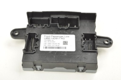 Jaguar f-pace x761 модуль дверь l8b2-14d617-ag фото №1