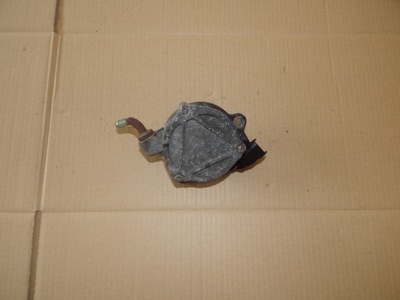 Вакуум насос yaris verso 1.4 d4d фото №1