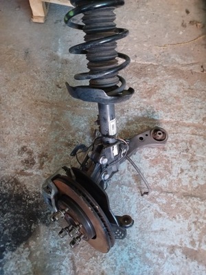 Toyota chr 22r амортизационная стойка левый рычаг фото №1