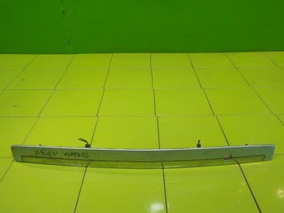 Kia sorento ii 2.5 crdi 04r накладка кришки задня фото №1