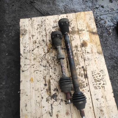 Привідний вал права шарнір audi a2 1.4 16v фото №1