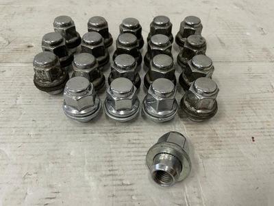 SCREWS KOL TOYOTA AVENSIS T27  