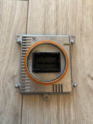 Vw audi skoda seat модуль led преобразователь 992941572ae оригинал фото №1
