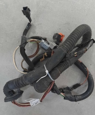 Aster iii джгут електрична двері задніх 240512927r фото №1