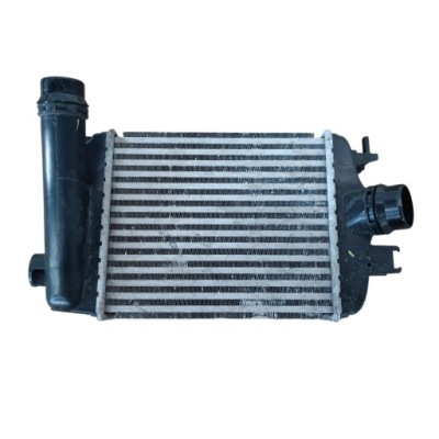 Интеркулер renault nissan 1.0 tce 144966668r фото №1