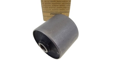 Mitsubishi pajero iv 06- втулка тяга задня задній фото №1